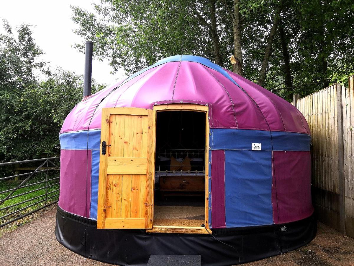 Orchard View Yurt & Hot Tub Somerset เวสตัน-ซูเปอร์-แมร์ ภายนอก รูปภาพ