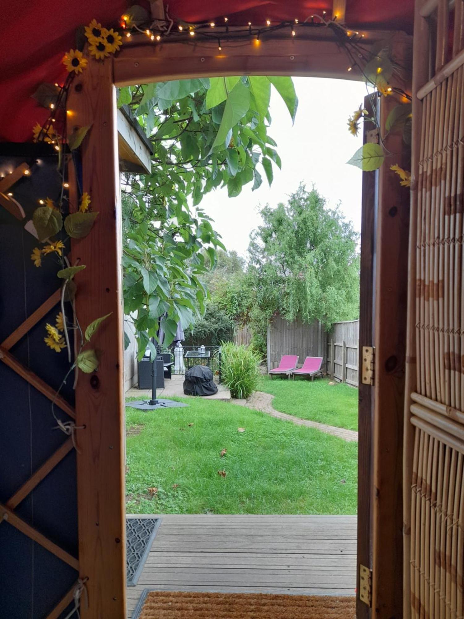 Orchard View Yurt & Hot Tub Somerset เวสตัน-ซูเปอร์-แมร์ ภายนอก รูปภาพ